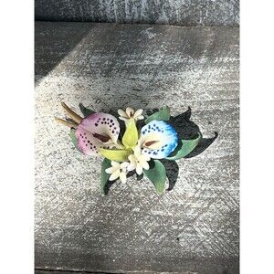 Vintage Colorful White Calla Lillies Flower Bouquet Porcelain/Ceramic Brooch